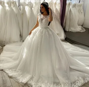 Винтажные кружевные аппликации Свадебное платье Дубай 2024 Soop Illusion Бусы на шее Цветы Вечернее Свадебное платье Robe De Mariage