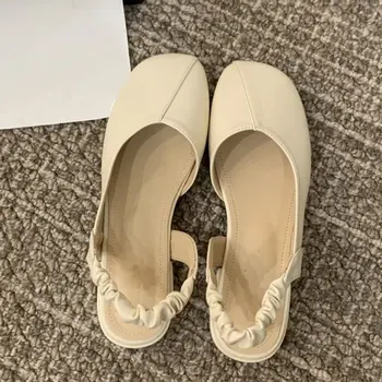 Милые и простые женские босоножки на квадратном и низком каблуке 2023, летняя эластичная корейская версия, женские туфли без задника для женщин.