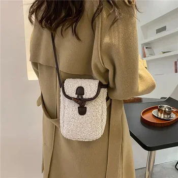 Новая плюшевая сумка для телефона контрастного цвета В простом западном стиле через плечо Женская зимняя ретро-плюшевая сумка из ягненка