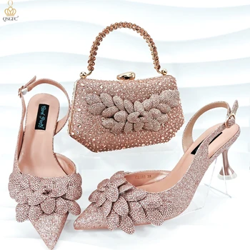 Элегантные и сексуальные туфли на высоком каблуке персикового цвета и сумка с украшенным стразами носком - удобная женская обувь для вечеринки
